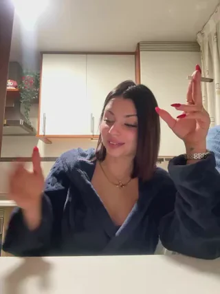 Noeliagglow - stripchat