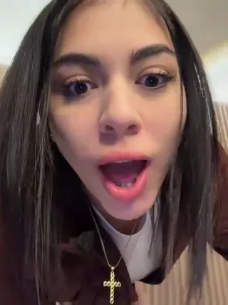 Sarasanders_4 - stripchat