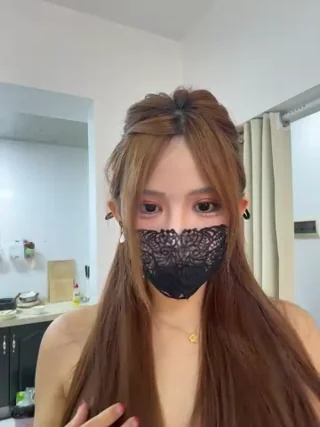 Selenaaaaa- - stripchat