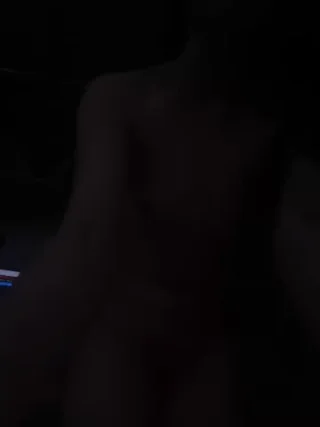 Yiyi-707 - stripchat