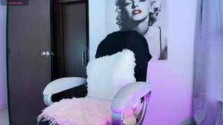 carolyne_sweet - chaturbate