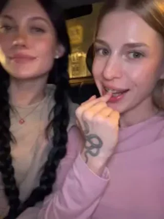 kira_mia - stripchat